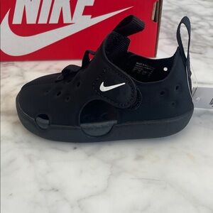 Nike Kids Black Water Shoes 4T, 5T, 8T boys girls